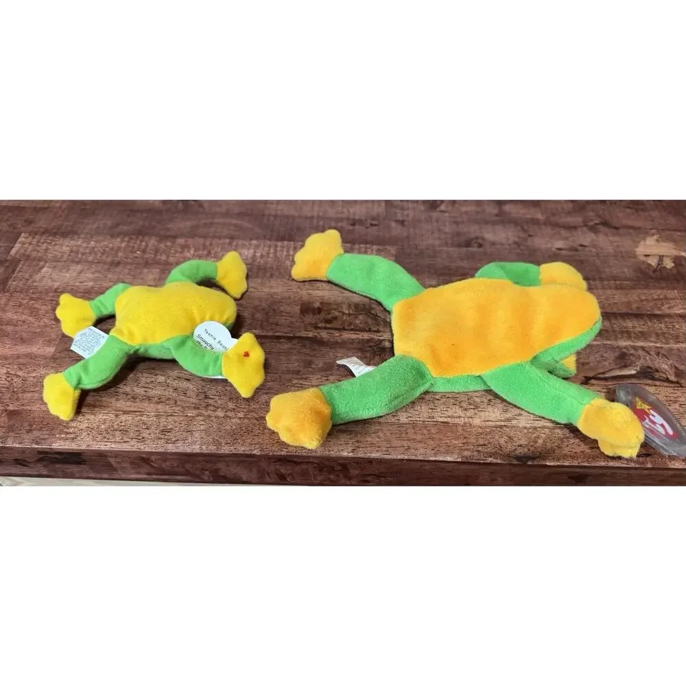 TY Beanie Baby - SMOOCHY the Frog (8 inch) PVC + 1993 Mini Version